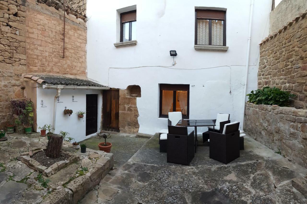 Casa Janices Artajona Luaran gambar