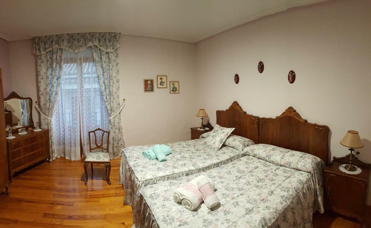 Casa Janices Artajona Luaran gambar