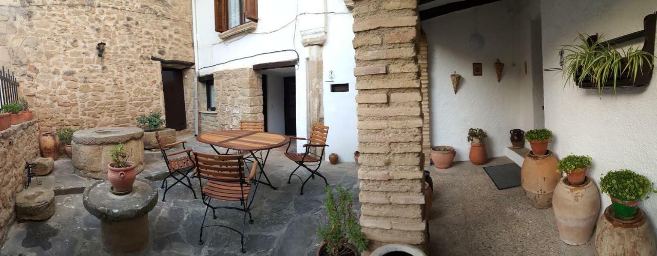 Casa Janices Artajona Luaran gambar